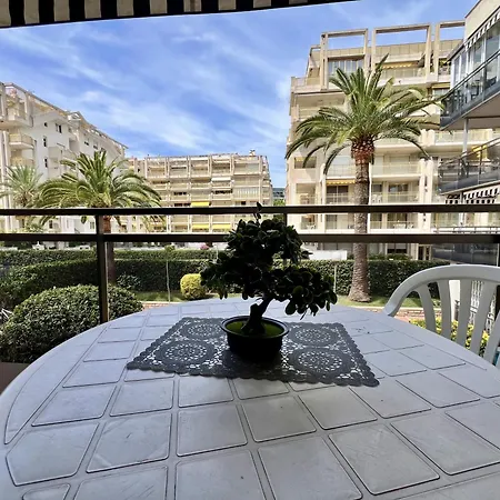 Acogedor Piso Cerca De La Playa Apartment Salou Exterior photo